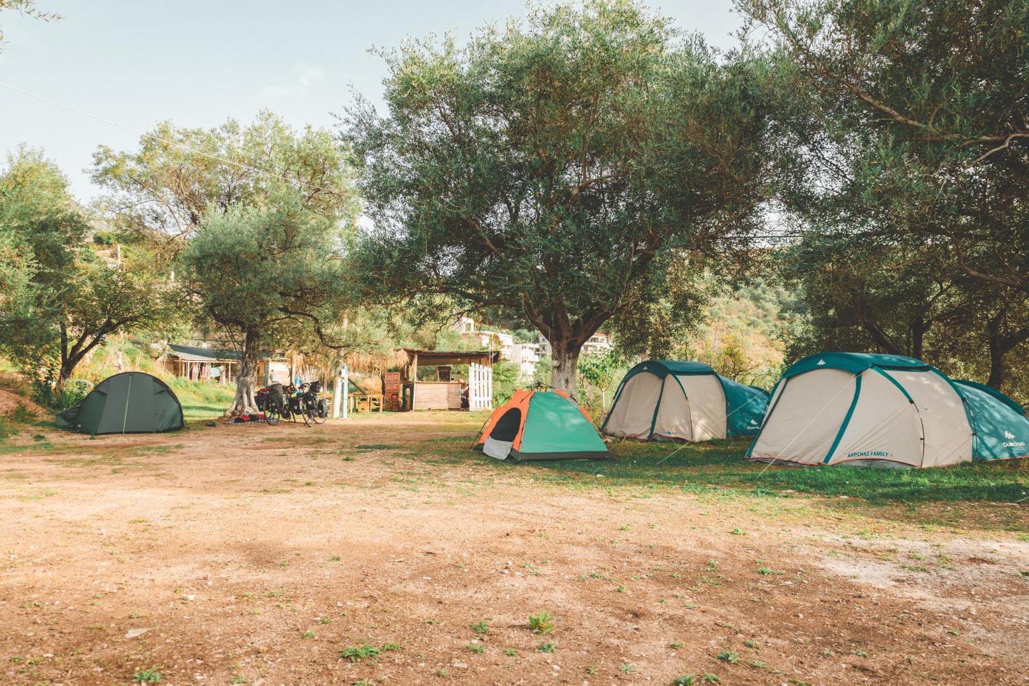 Olive Camping Otel Himarë Dış mekan fotoğraf