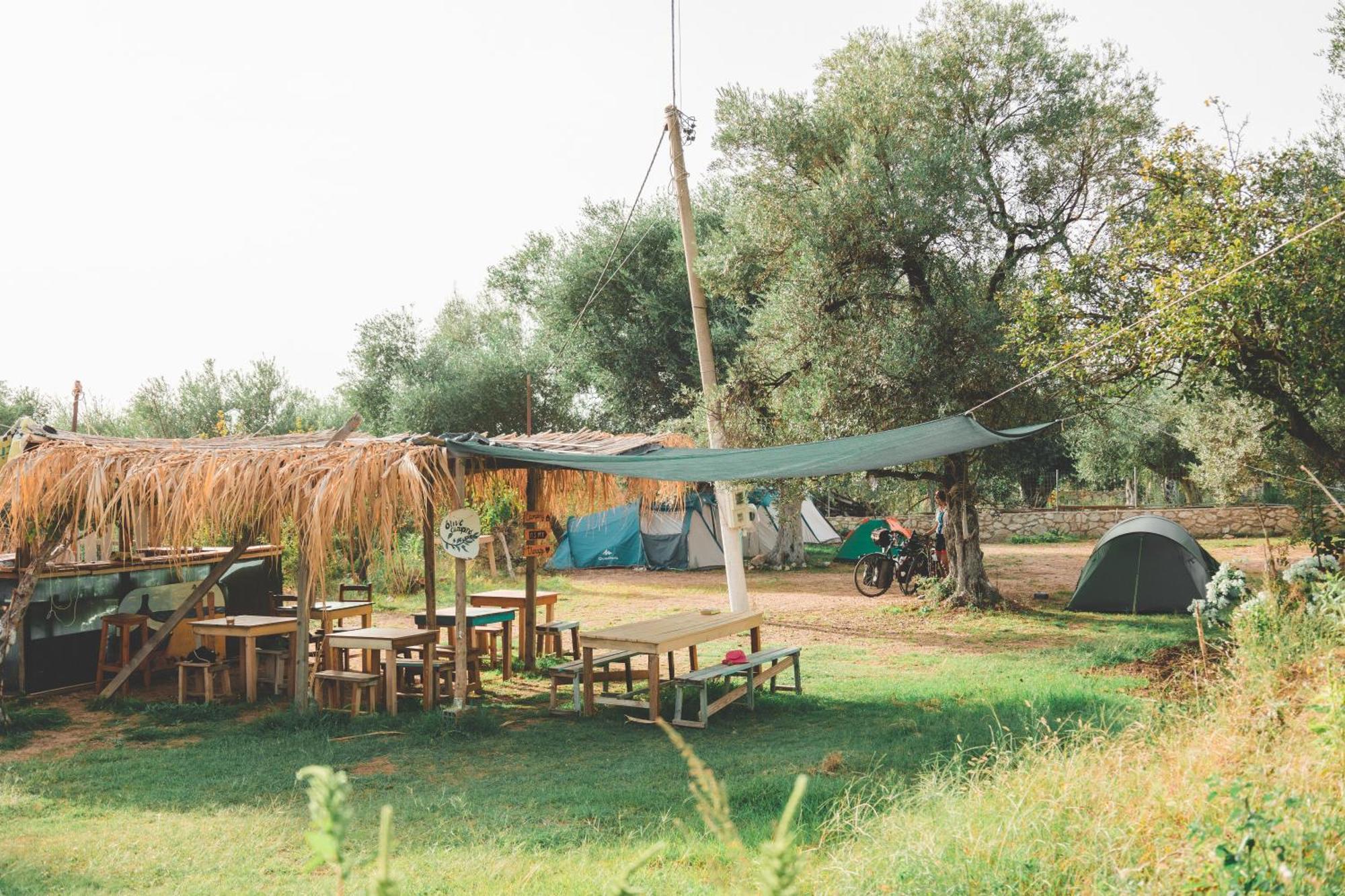 Olive Camping Otel Himarë Dış mekan fotoğraf