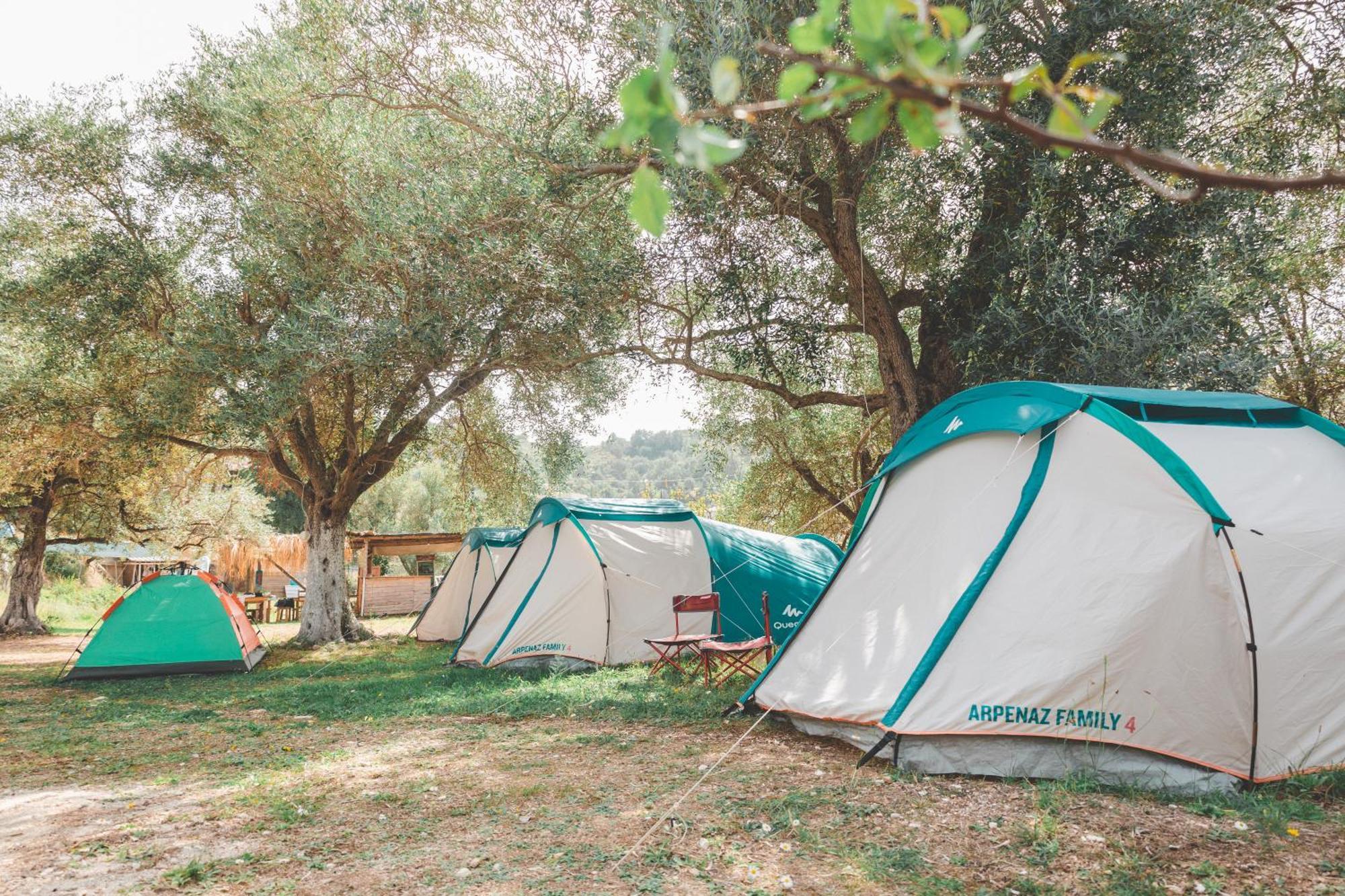 Olive Camping Otel Himarë Dış mekan fotoğraf