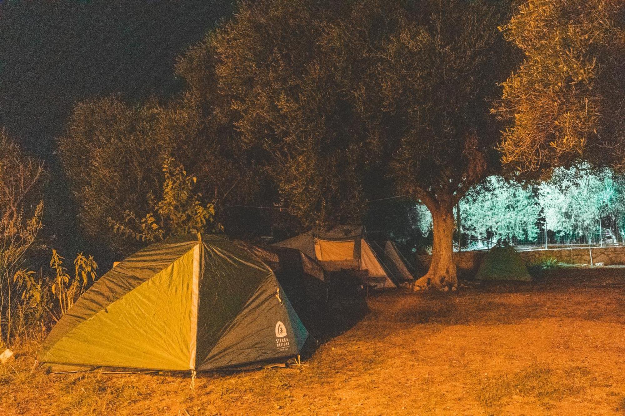 Olive Camping Otel Himarë Dış mekan fotoğraf