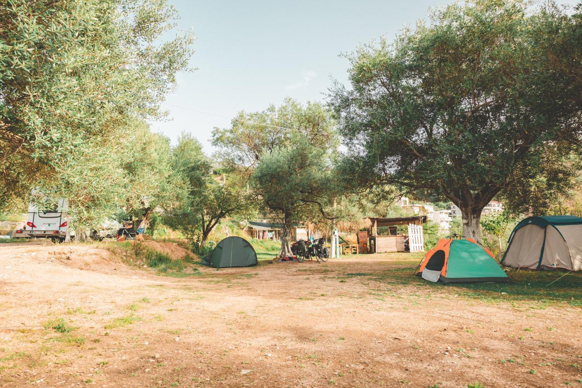 Olive Camping Otel Himarë Dış mekan fotoğraf